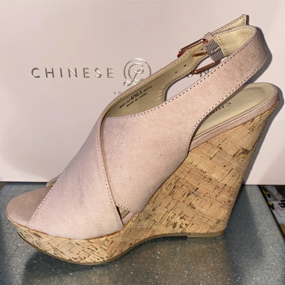 AUTH NIB CHINESE LAUNDRY MYYA WEDGE SANDAL